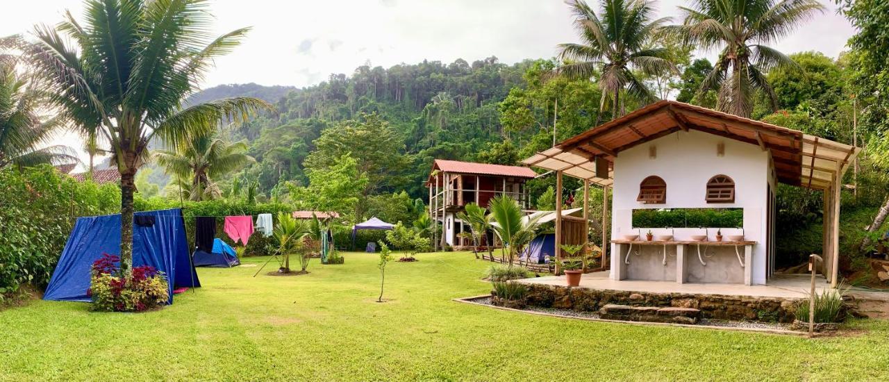 Flora Praia Do Sono Lodge & Trekking Парати Екстериор снимка