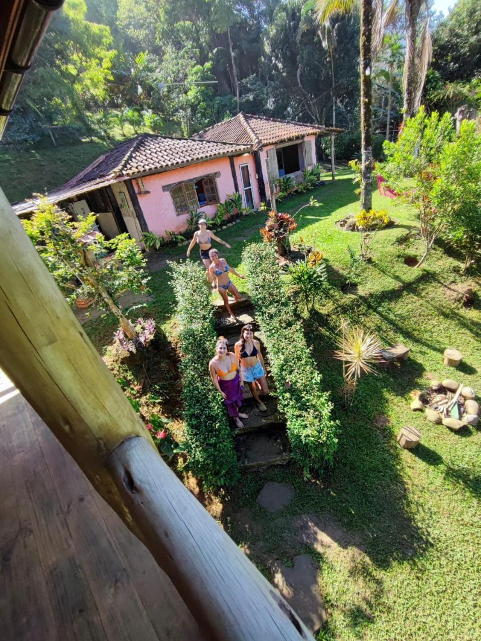 Flora Praia Do Sono Lodge & Trekking Парати Екстериор снимка