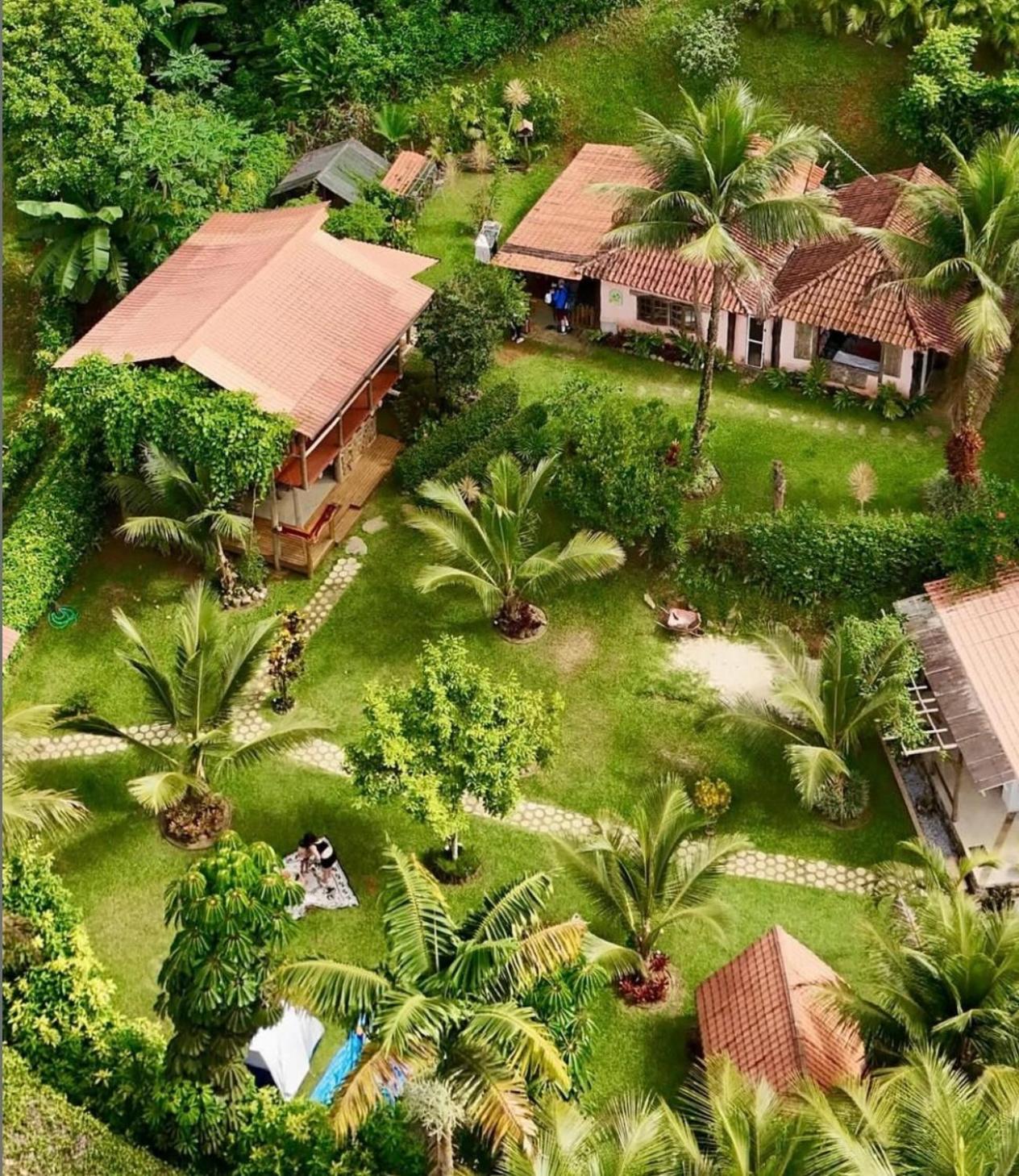 Flora Praia Do Sono Lodge & Trekking Парати Екстериор снимка
